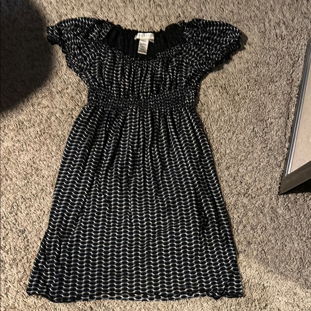 Chic Black and White Patterned Dress
